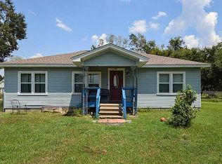 1305 Engle Ave, Silsbee, TX 77656