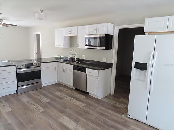 2nd image of 1215 WINDSOR CIRCLE
