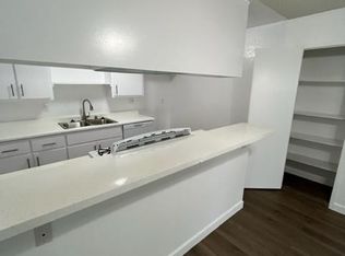 Sunrise Apartments Homes, Buena Park, CA 90621