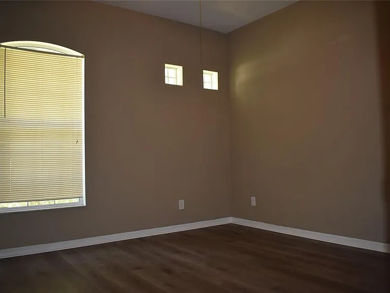 644 Chesney Dr — Photo 13