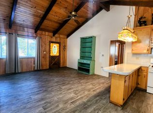 1168 Jungfrau Dr, Crestline, CA 92325