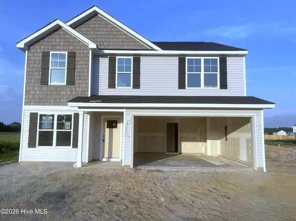 38 Coachman Lane, Autryville, NC 28318