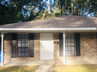 910 S Chestnut St #A, Hammond, LA 70403