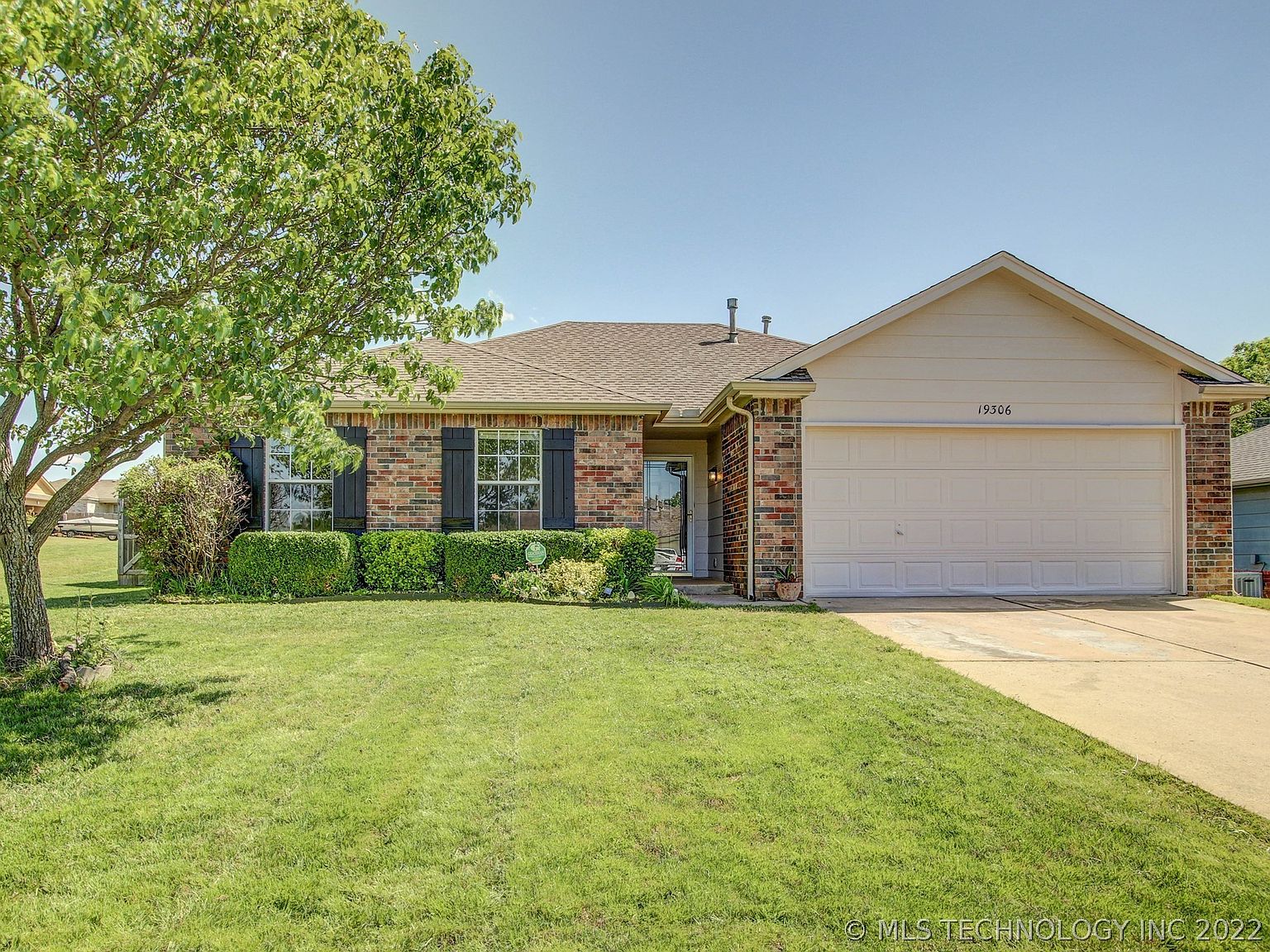 19306 Redbud Ct, Catoosa, OK 74015 Zillow