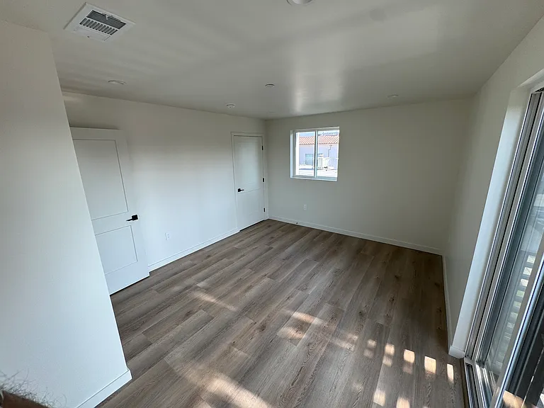 14747 Friar St #1 — Photo 11