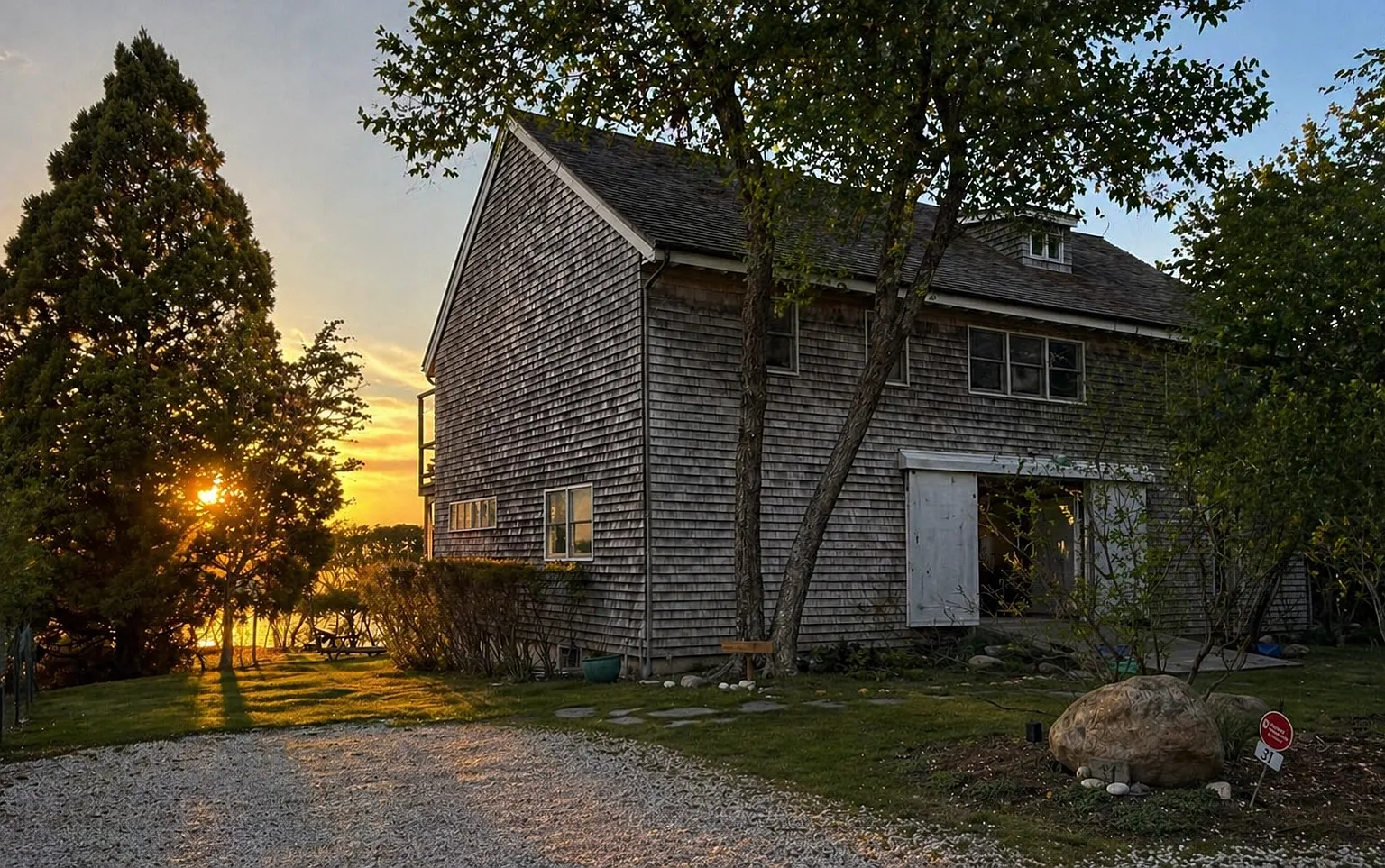 Waterfront Living on Fort Pond — Photo 1