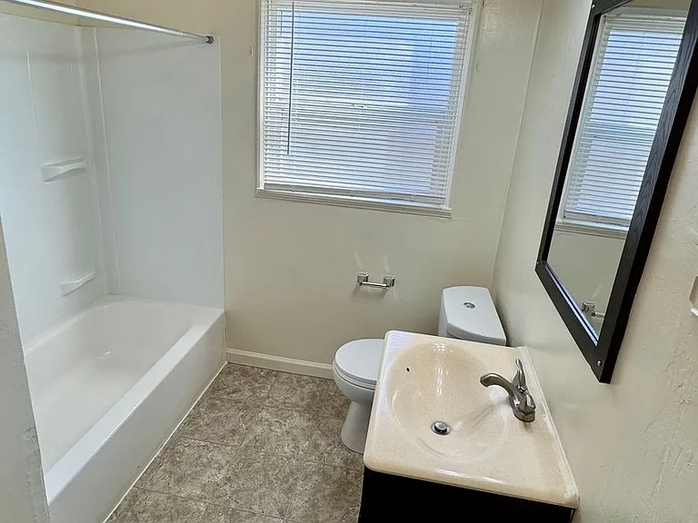 1119 Citrus Ave — Photo 7