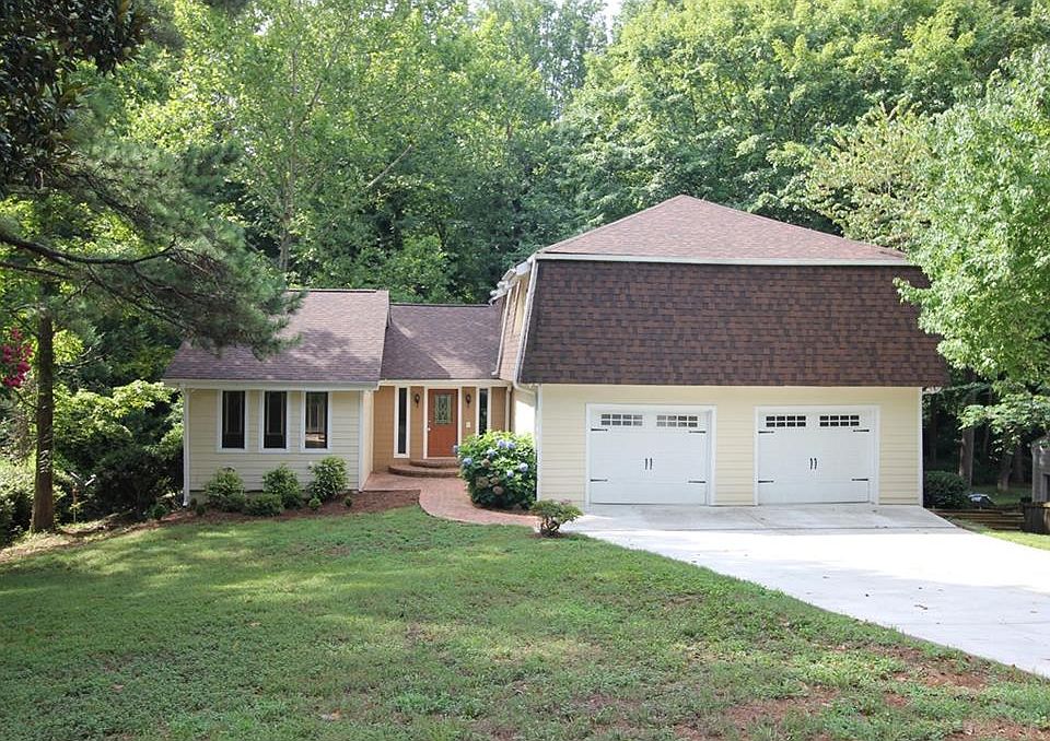 1st image of 4332 Cove Island Dr NE