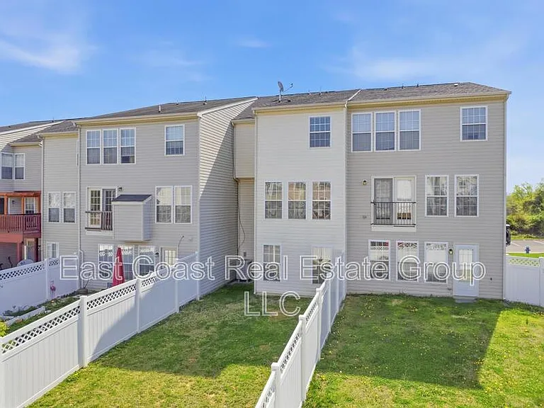1247 Mare St — Photo 37