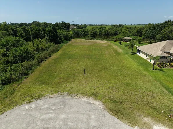 1560 SE 23rd St, Okeechobee, FL 34974