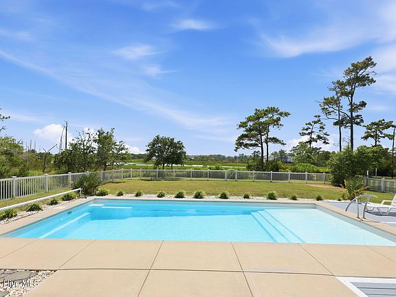 3rd image of 1411 Marsh Pointe
