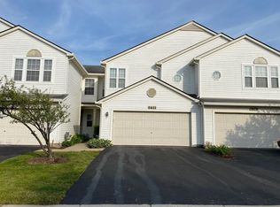 2421 Reflections Dr, Aurora, IL 60502