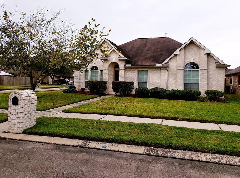 1st image of 3808 Oakwilde Cir