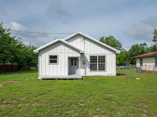 706 Tolar Hwy, Tolar, TX 76476