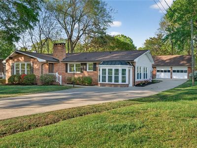 2914 Ardmore St, Burlington, NC, 27215