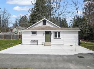 109 Silver Ln, Cresco, PA 18326