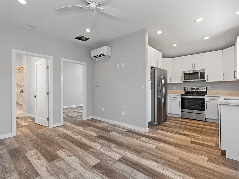 831 E Hoover Ave — Photo 35