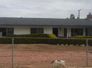 21008 Minnetonka Rd, Apple Valley, CA 92308