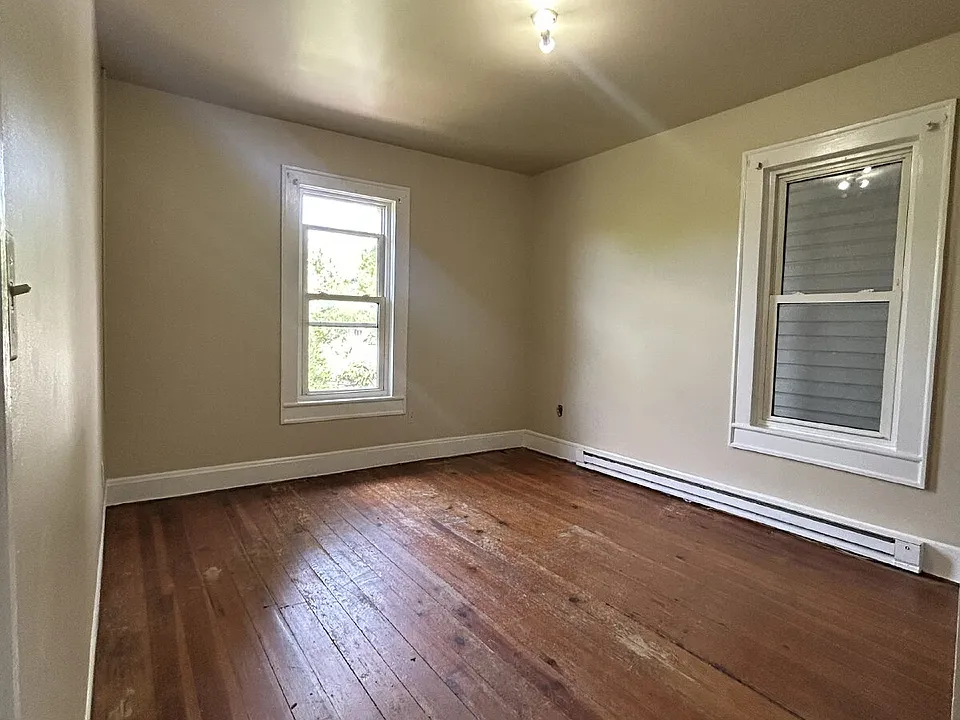 84 E Strasburg Rd #4