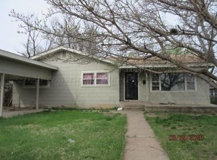 304 Garrett St, Borger, TX 79007
