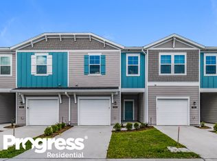 538 Cherry Ridge Dr, Orange Park, FL 32065