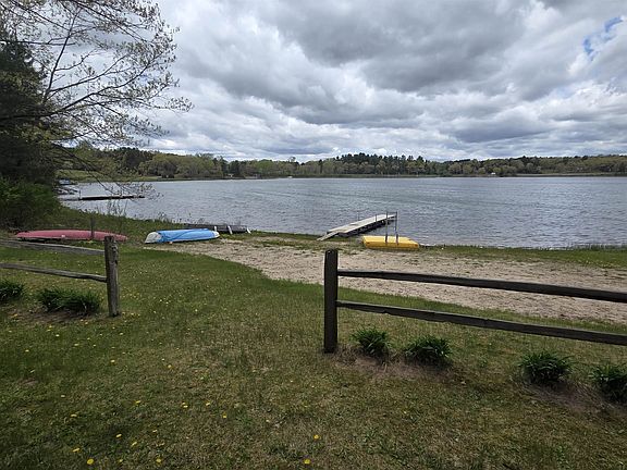 5th image of 284 S Parker Lake Rd