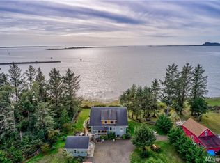 3 Davis Rd, Chinook, WA 98614