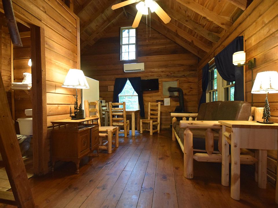 7337 Spartanburg Hwy Saluda NC Zillow