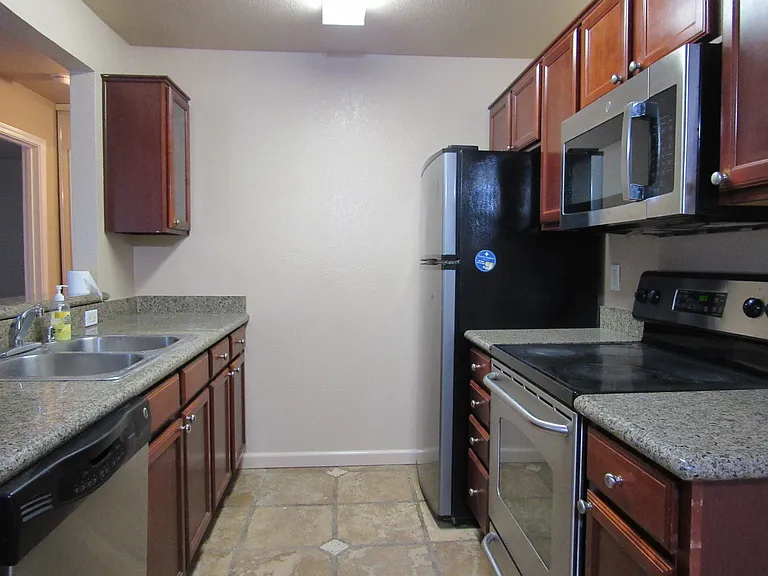 3268 Red Cedar Ter — Photo 4