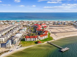 7453 Sunset Harbor Dr APT 2-203, Navarre, FL 32566