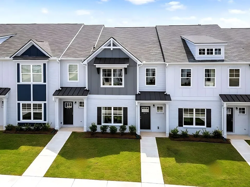 2064 Woodbine Way