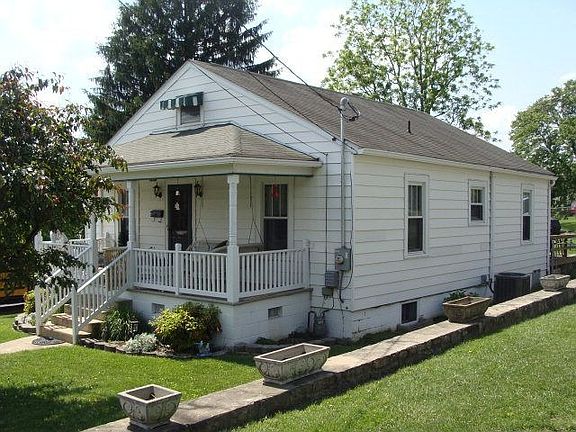 2nd image of 111 Sanger St
