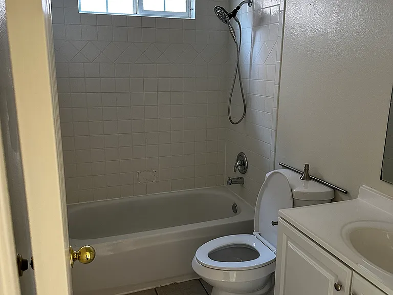 7620 Lakewood Ave NW — Photo 7