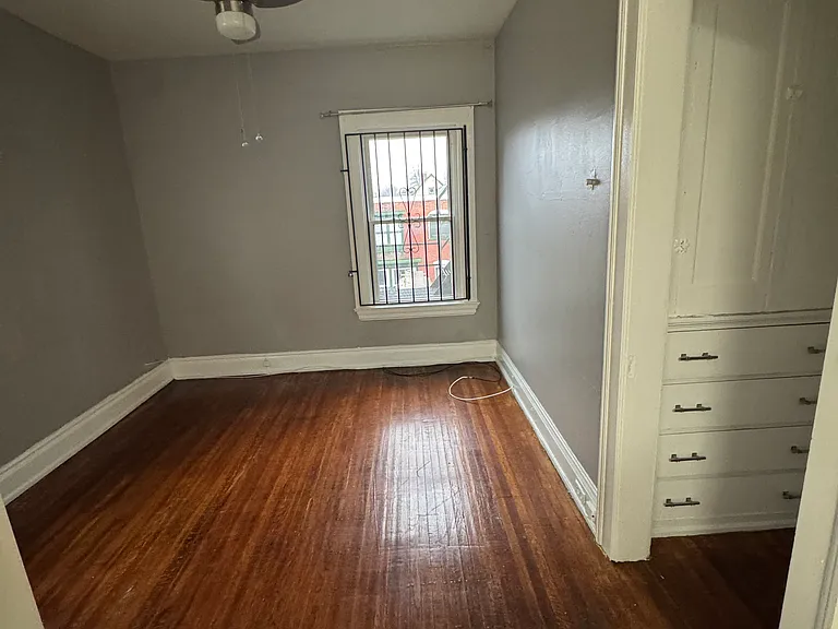 205 Riley St — Photo 10