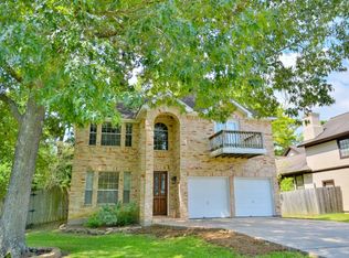 623 Pine View Cir, Montgomery, TX 77356