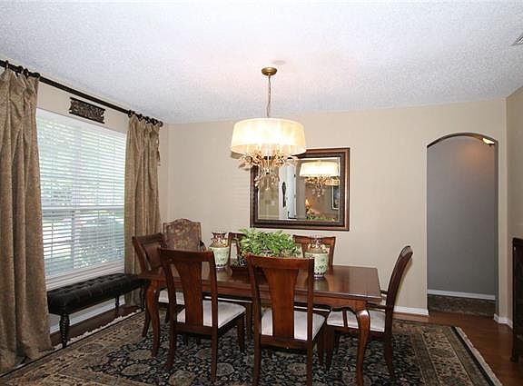 5th image of 1571 Idlewild Dr