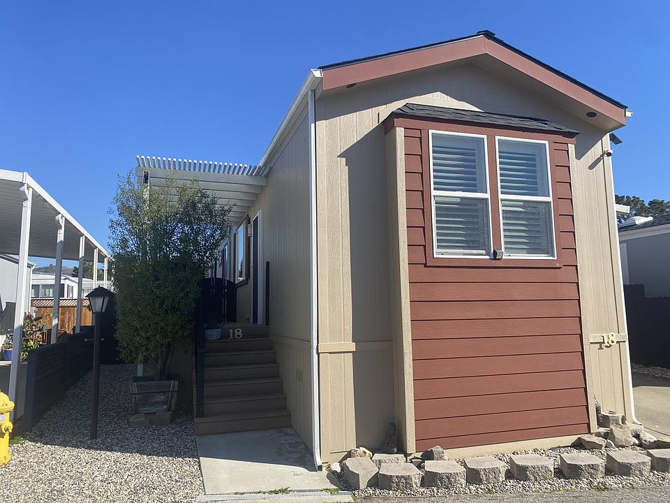 1st image of 18 Pelican Cir #18