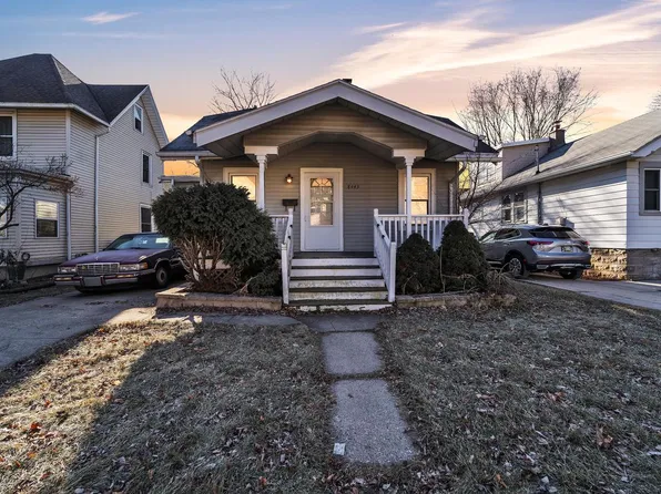 8443 West Mitchell STREET, West Allis, WI 53214
