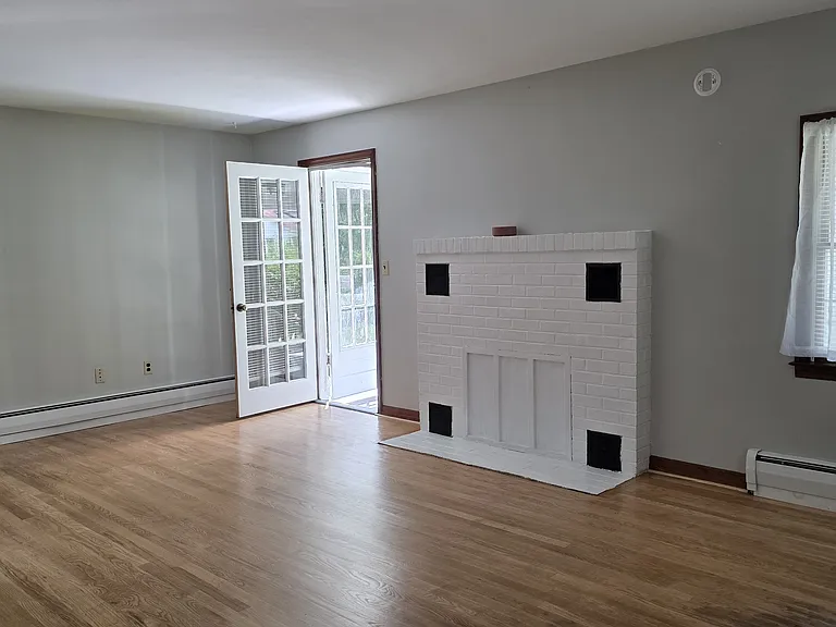932 Violet Ave #2 — Photo 1