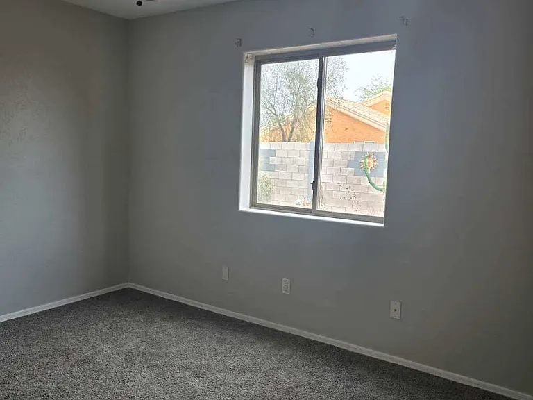 9870 W Camelia Dr — Photo 1