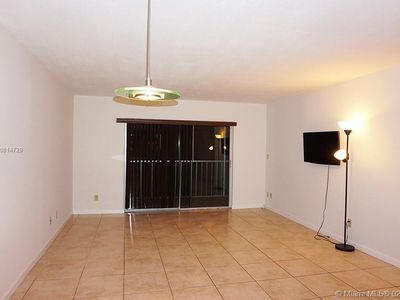 17000 NW 67th Ave APT 204, Hialeah, FL, 33015