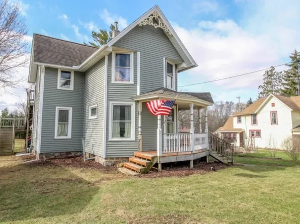 103 South St, Cambridge, WI 53523