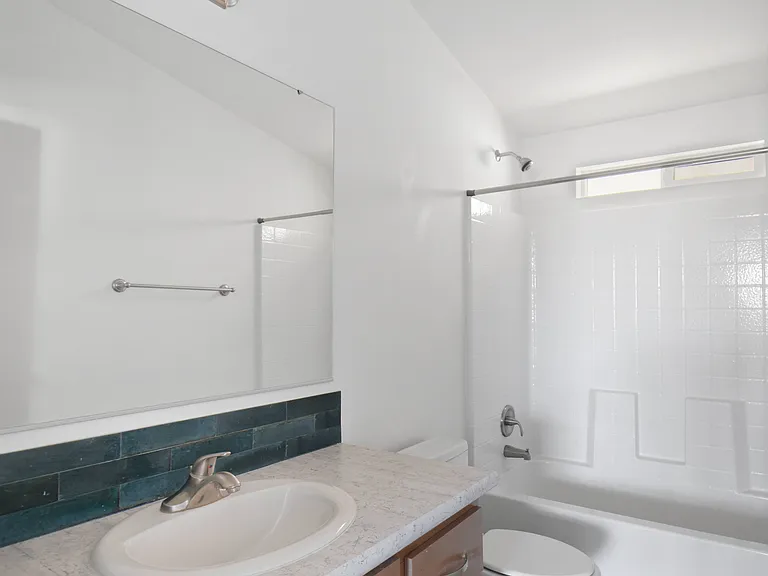 Paradise Groves Manufactured Home Community — Photo 53