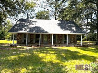 39095 Sand Hill Rd, Walker, LA 70785