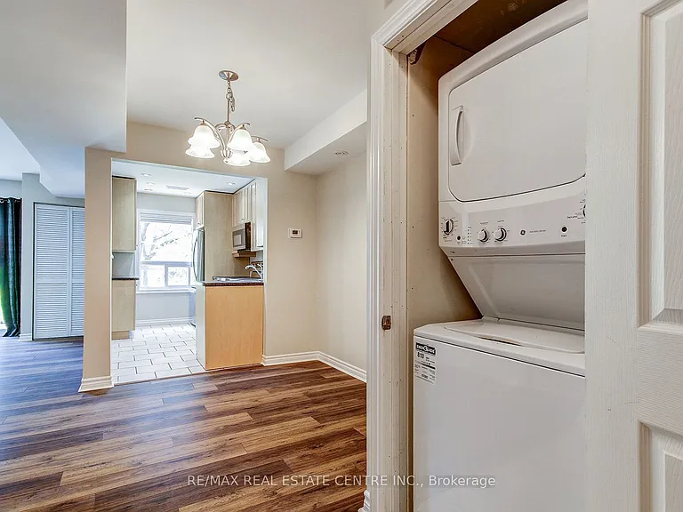 49 Wylie Cir E — Photo 3