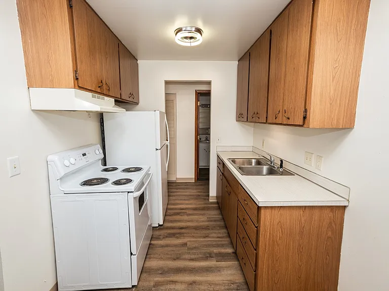 McCarron's View Apartments — Photo 20