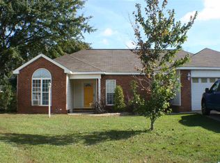 112 Englewood Ct, Bonaire, GA 31005