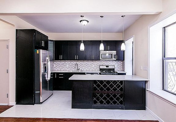 5th image of 104 Marcus Garvey Blvd Floor 3