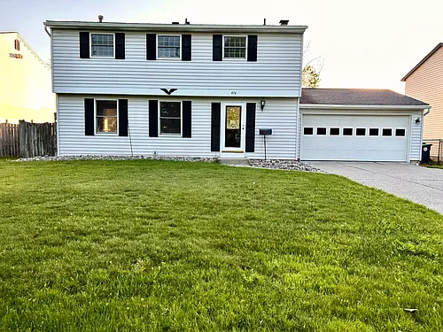 434 Sprucewood Ter Photo 1