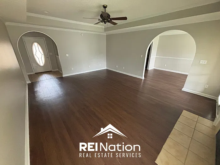 3 bed, 2.0 bath, 1542 sqft, $1,945 — Photo 4